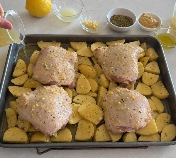 Step 3: Spread the potatoes