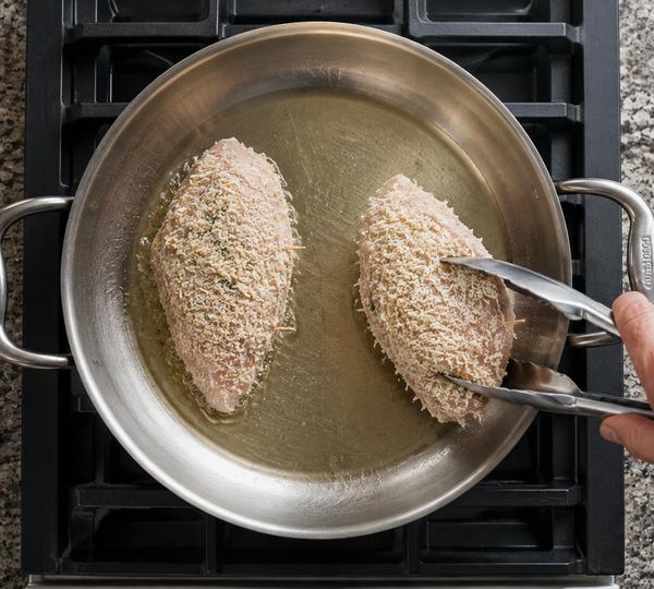 Step 8: Lay the chicken in