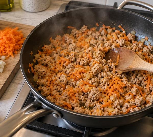 Step 2: Brown the turkey mince