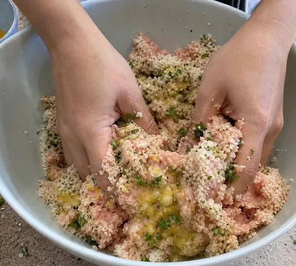 Step 2: Combine the ground chicken