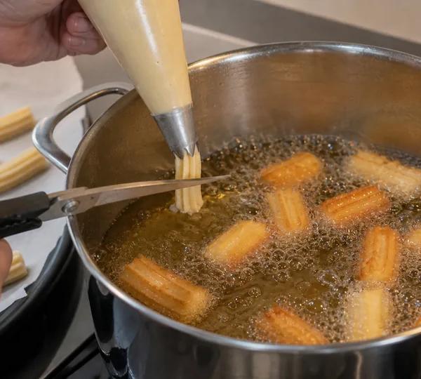 Step 4: Pipe and fry