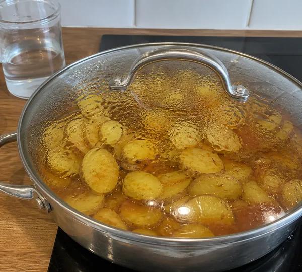 Step 4: Simmer