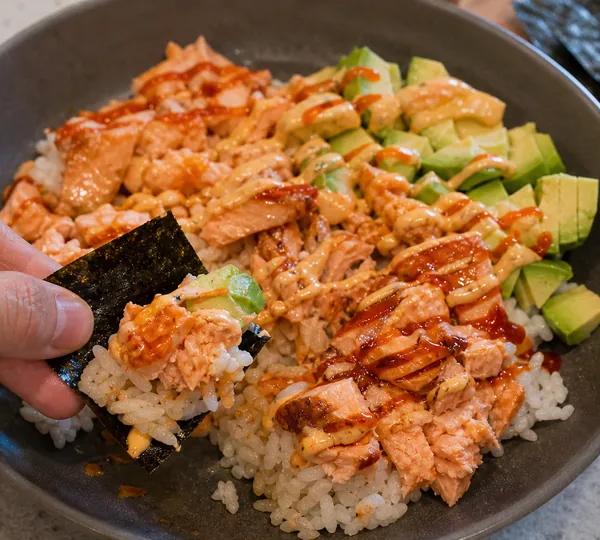 Step 6: Scoop with nori