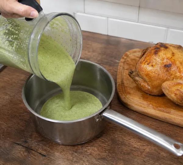 Step 9: Blitz the spinach