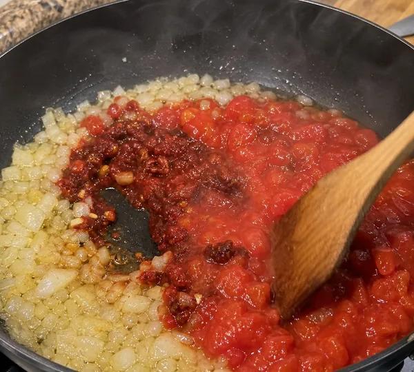 Step 8: Simmer 8 minutes
