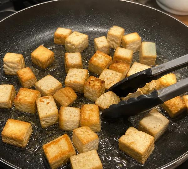 Step 5: Fry the tofu cubes