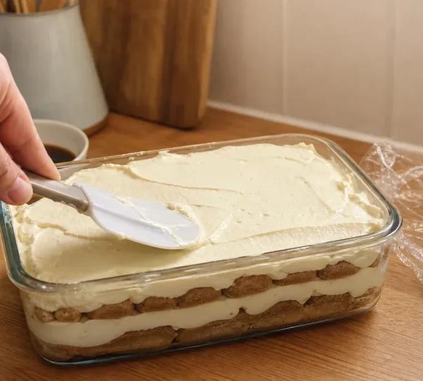 Step 7: Spread a layer of mascarpone