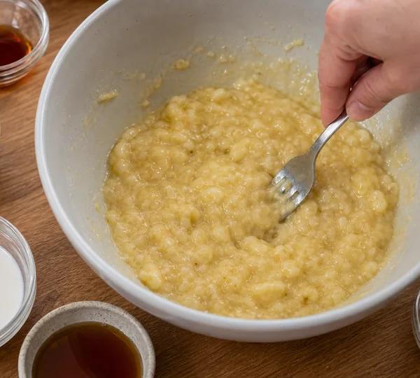 Step 3: Mix Wet Ingredients